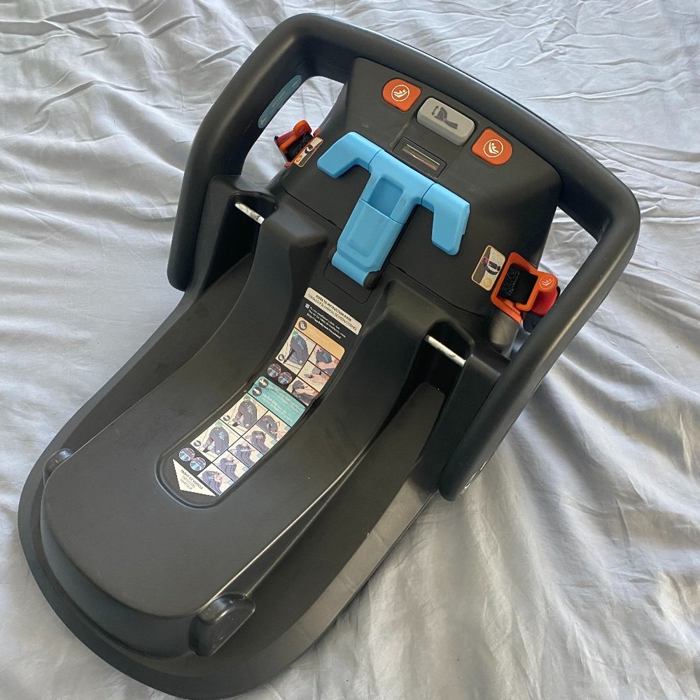Uppababy Car Seat Base for Mesa and Mesa V2